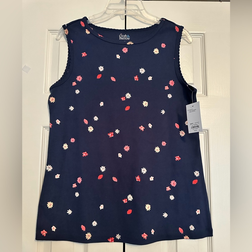Navy sleeveless flowered top